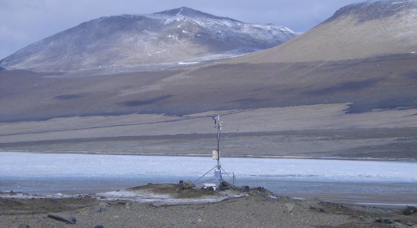 Antarctica. Lacul Vida Antarctica. Lacul Vida