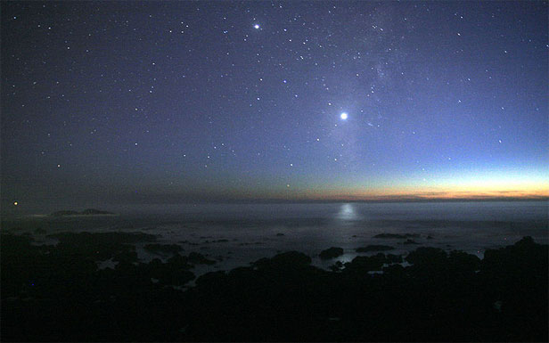 Planeta Venus pe cerul serii Planeta Venus pe cerul serii