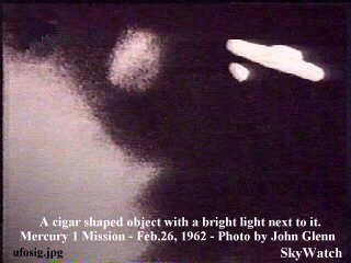 Foto OZN John Glenn Foto OZN John Glenn