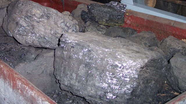 Cărbuni